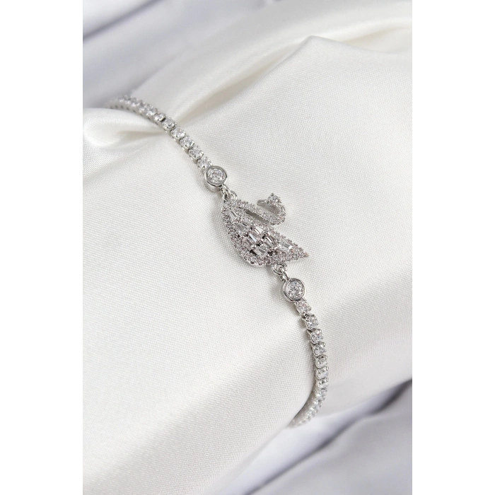 Bfs Pirinç Zirkon Taşlı Kuğu Model Gümüş Renk Kadın Bileklik