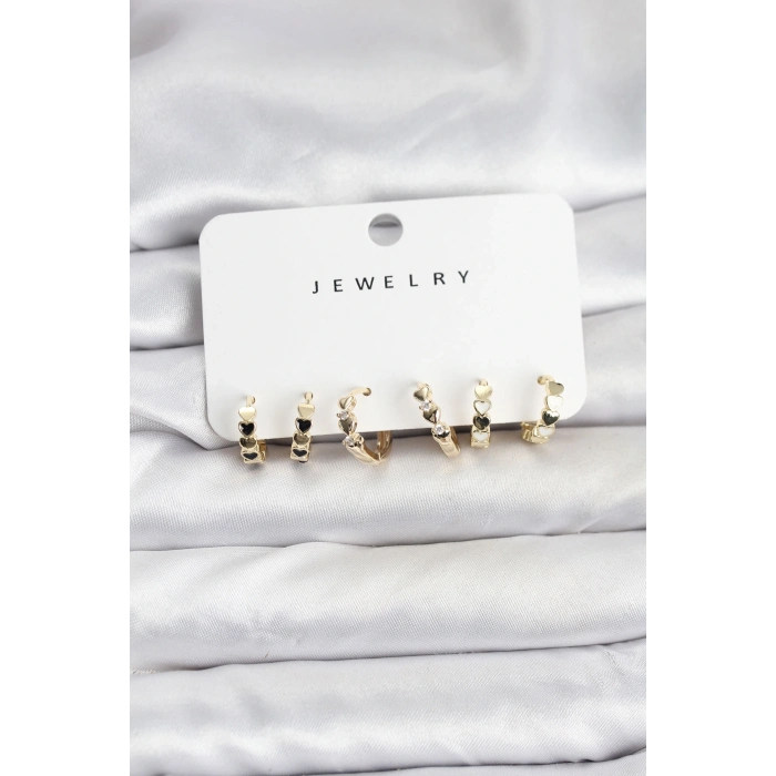 BFS Gold Renk Pirinç Minimal Kalp Detaylı Kadın Küpe Seti