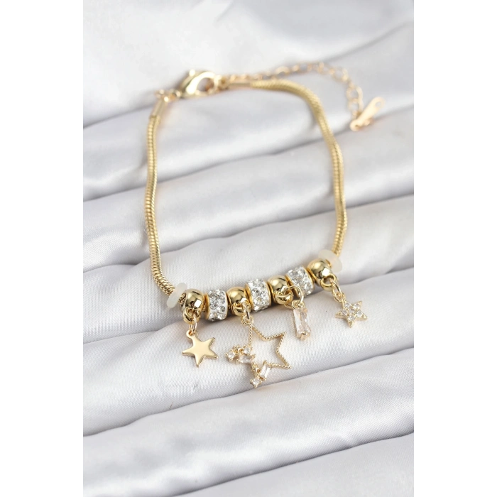 BFS Gold Renk Pirinç Yıldız Model Charmlı Kadın Bileklik