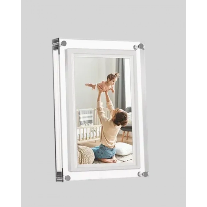 BFS Kompakt Tasarımlı 7 İnç Dijital Fotoğraf Çerçevesi – Modern ve Şık Görünüm