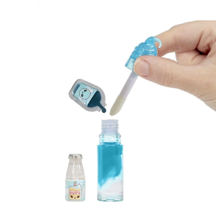 ÇOK SATAN 120704 Yummiland Callie Birthday Cake Bebeği ve Dudak Parlatıcısı