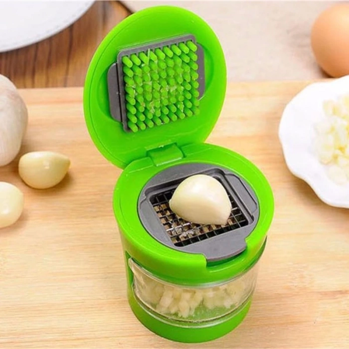 ÇOK SATAN 2 Farklı Bıçaklı Hazneli Kapaklı Pratik Sarımsak Soğan Rendesi