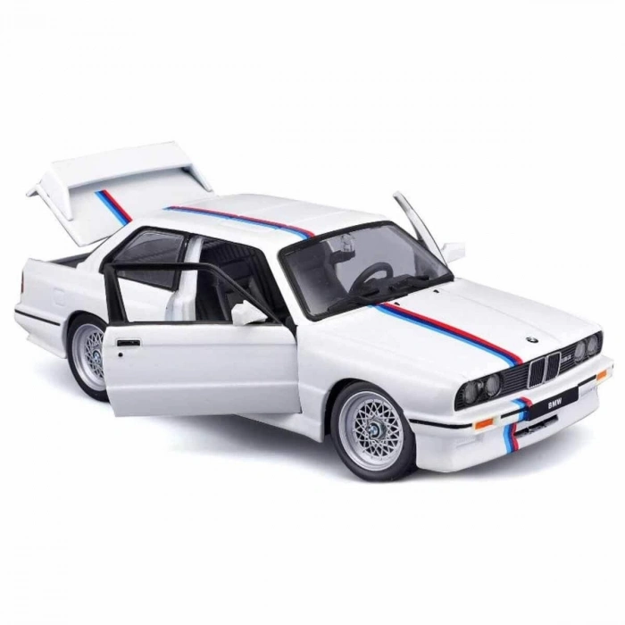ÇOK SATAN 21100 Burago 1:24 BMW M3 1988 Model Araba