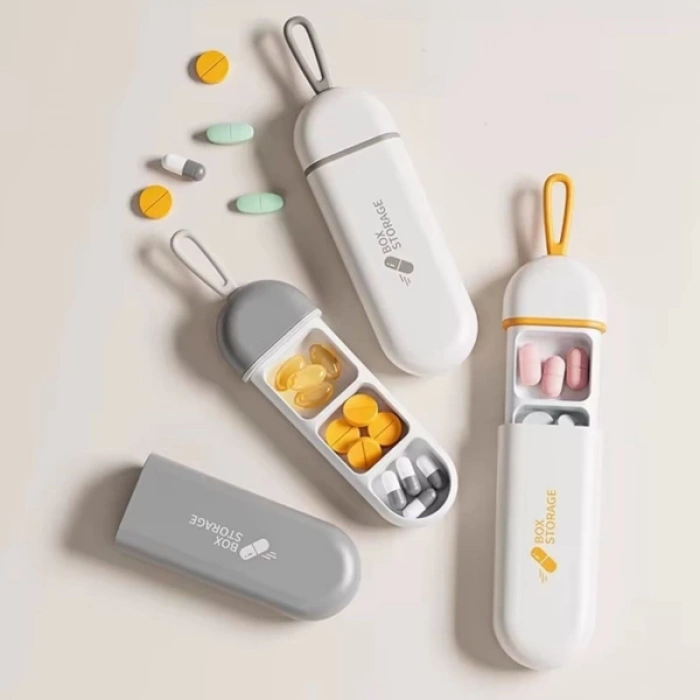 ÇOK SATAN 3 Bölmeli Seyahat Tipi İlaç Saklama Kutusu