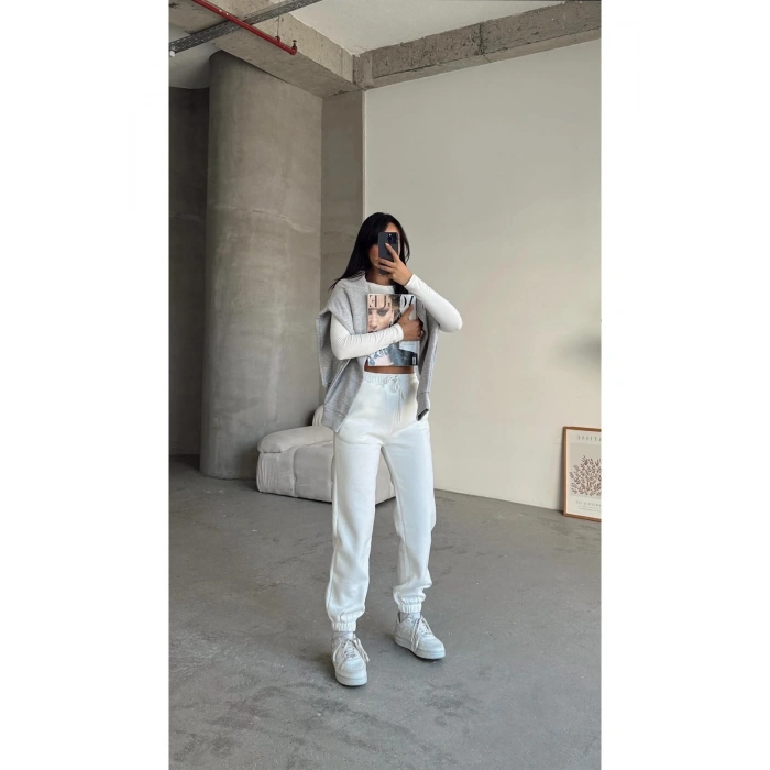 ÇOK SATAN 3 iplik şardonlu paça lastikli eşofman beyaz is001