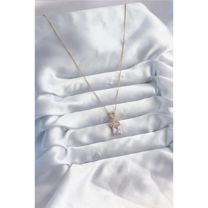 ÇOK SATAN 316L Çelik Zincir Gold Renk Zirkon Taşlı Taç Model Kadın Kolye