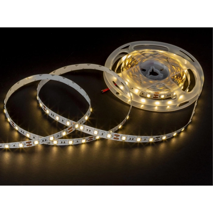 ÇOK SATAN 5 METRE NOAS YL40 4002 İç Mekan 3 Çip 12V Şerit Led 3200K Gün Işığı