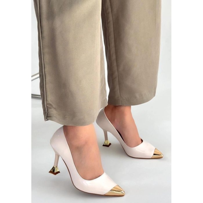 ÇOK SATAN Artem Bej Rugan Topuklu Ayakkabı