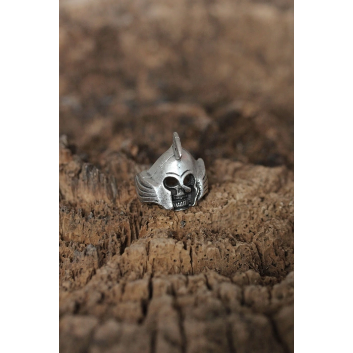 ÇOK SATAN Ayarlanabilir Miğferli Kuru Kafa Tasarımlı Erkek Yüzük