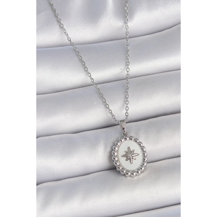 BFS 316L Çelik Gümüş Renk Zincir Beyaz Mineli Kutup Yıldız İşlemeli Madalyon Model Kadın Kolye