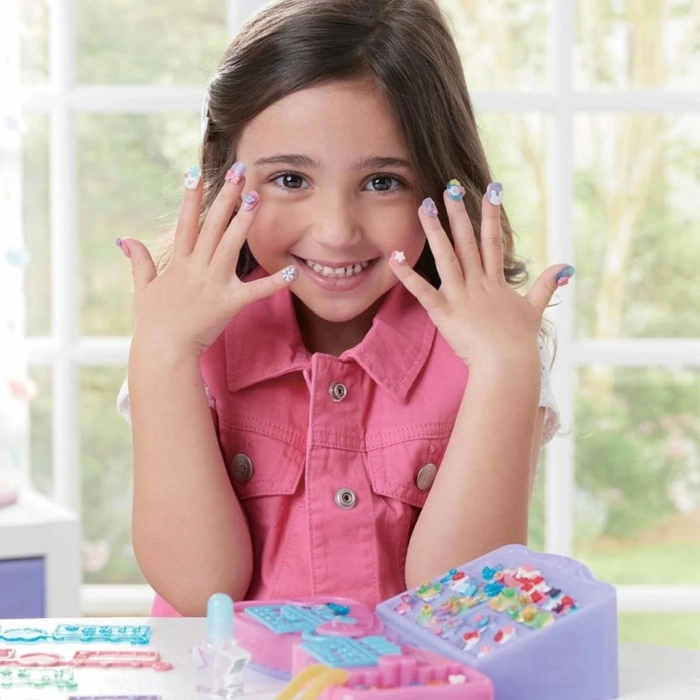 ÇOK SATAN BFS   35027 AquaBeads Tasarla ve Sergile Tırnak Atölyesi +4 yaş