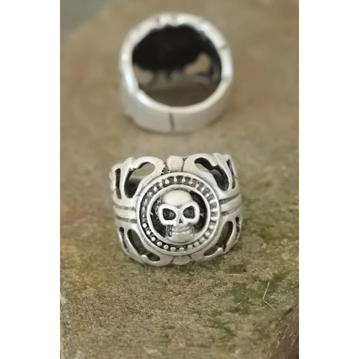 ÇOK SATAN BFS Eskitme Gümüş Renk Metal Kuru Kafa Tasarım Ayarlamalı Erkek Yüzük