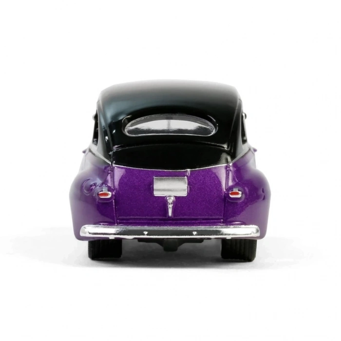 BFS   Greenlight 1/64 California Lowriders Series 6- 1946 Fordor Super Deluxe