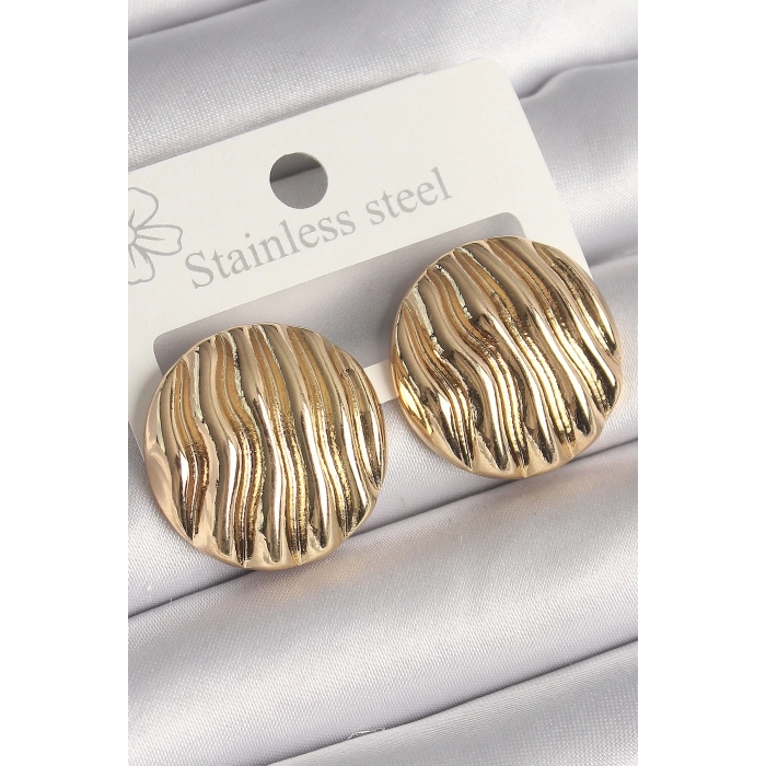 BFS Pirinç Gold Renk İşlemeli Daire Plaka Model Kadın Küpe