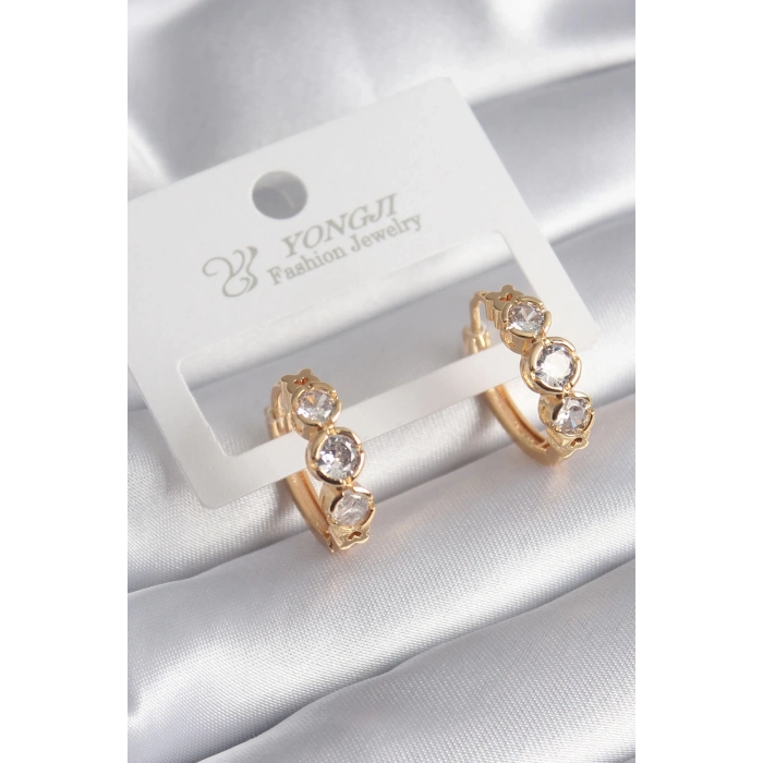 ÇOK SATAN BFS Pirinç Gold Renk Zirkon Taşı Kalp Detay Kadın Küpe