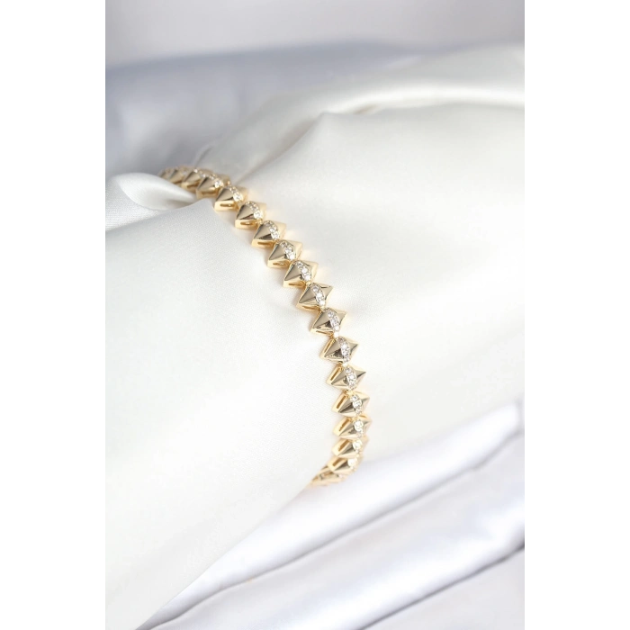 ÇOK SATAN BFS Pirinç Gold Renk Zirkon Taşlı Baklava Model Kadın Bileklik