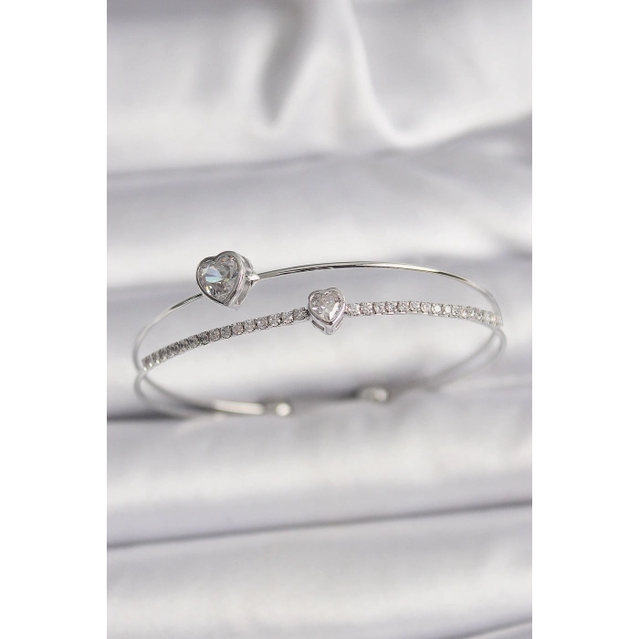 ÇOK SATAN BFS Pirinç Gümüş Renk Zirkon Taşlı Kalp Model Kadın Bileklik