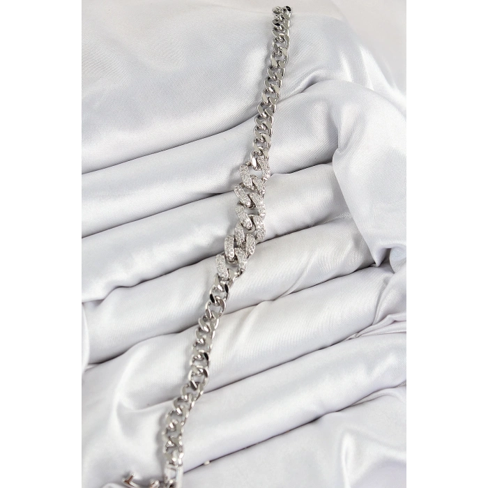 BFS Pirinç Zirkon Taşlı Küba Zincir Model Gümüş Renk Kadın Bileklik