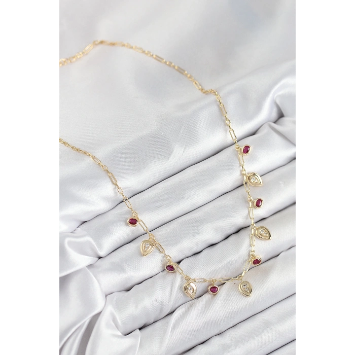 BFS Pirinç Zirkon Taşlı Sallantılı Damla Model Gold Renk Kadın Kolye