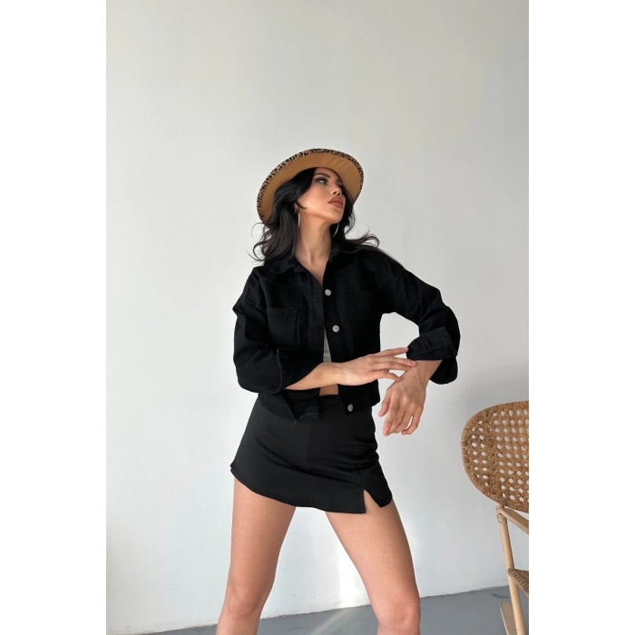 ÇOK SATAN Çift cepli kol katlamalı süper taş enzim yıkamalı crop kot ceket siyah d2000