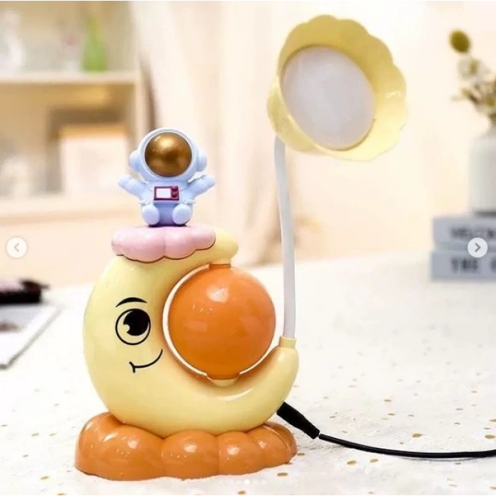 ÇOK SATAN Çocuk Odası Ay ve Astronot Desenli Gece Lambası