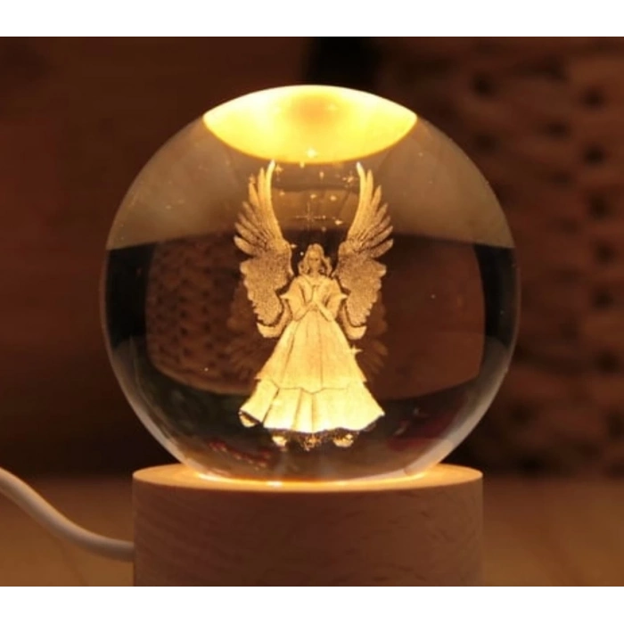 ÇOK SATAN Dekoratif Kanatlı Melek Tasarımlı Ahşap Altlıklı Işıklı Cam Küre Cam:6cm Ahşap:2cm