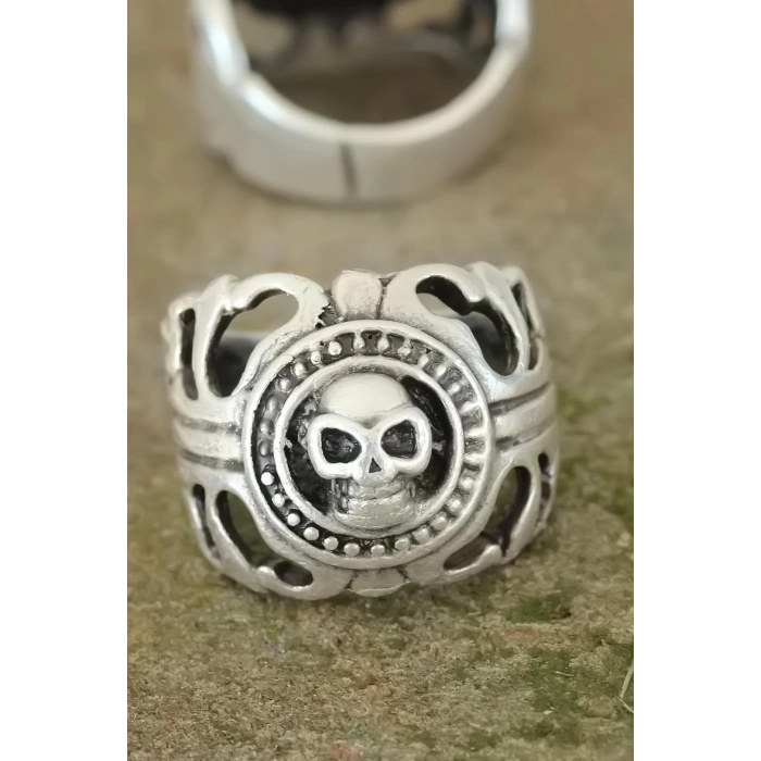 ÇOK SATAN Eskitme Gümüş Renk Metal Kuru Kafa Tasarım Ayarlamalı Erkek Yüzük