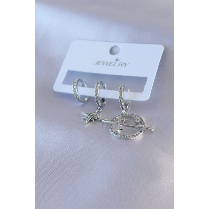 Gümüş Renk Zirkon Taşlı Yıldız Model Pirinç Kadın Küpe