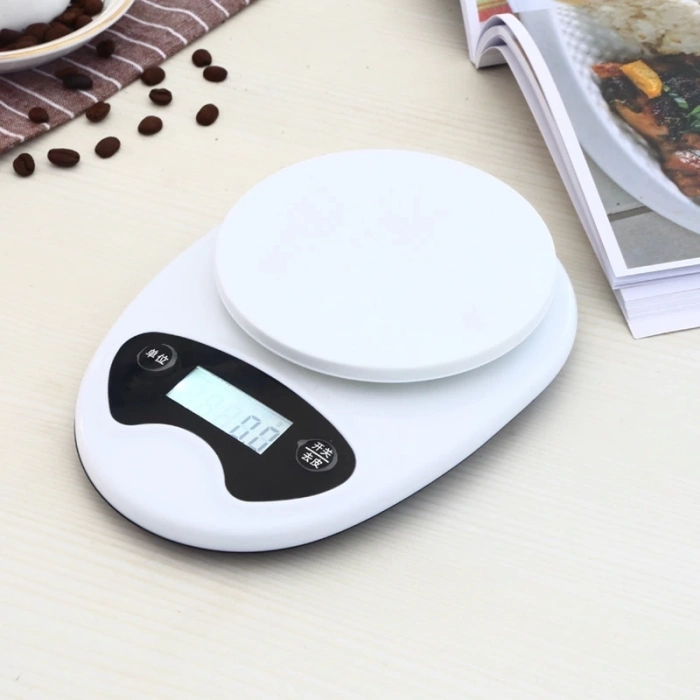 ÇOK SATAN Hazneli Mutfak Terazisi Sh-136 - 5 Kg Hassas Dijital Tartı