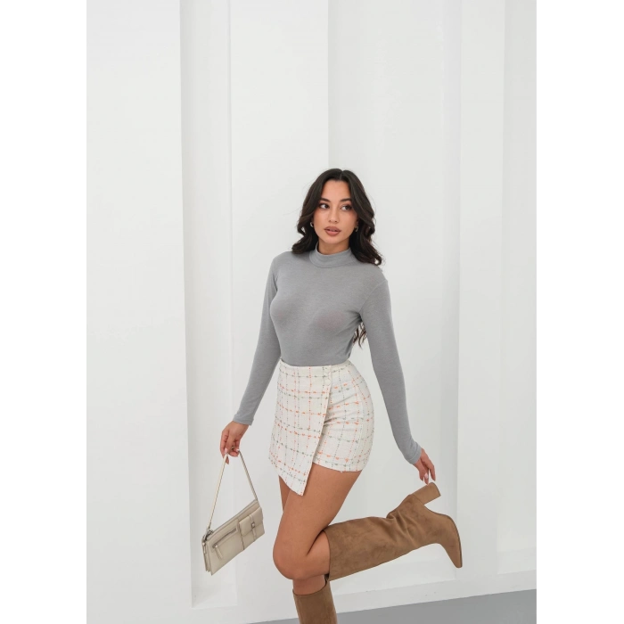 ÇOK SATAN İki düğmeli kaz ayağı desen ch kumaş şort etek beyazturuncu h26414