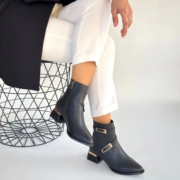 ÇOK SATAN İnay Siyah Cilt Topuklu Bot