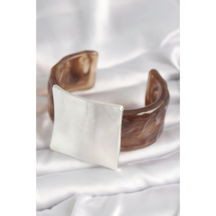 ÇOK SATAN Kahverengi Mermer Desen Akrilik Plastik Gümüş Kare Plaka Model Vintage Kadın Bilezik