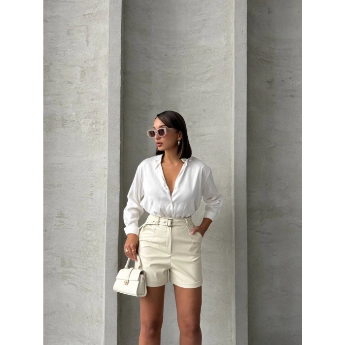 ÇOK SATAN Kemerli deri şort krem h241003