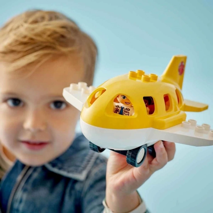 ÇOK SATAN LEGO DUPLO Kasabası İlk Havaalanı Deneyimi