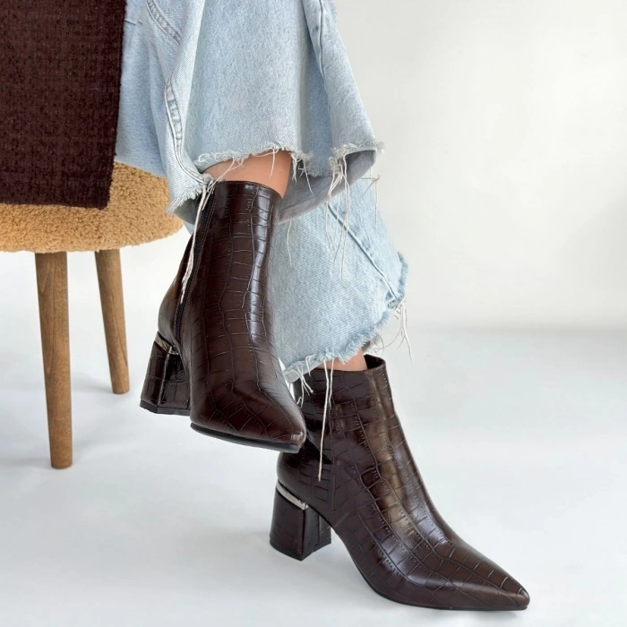 ÇOK SATAN Meça Kahverengi Cilt Topuklu Bot