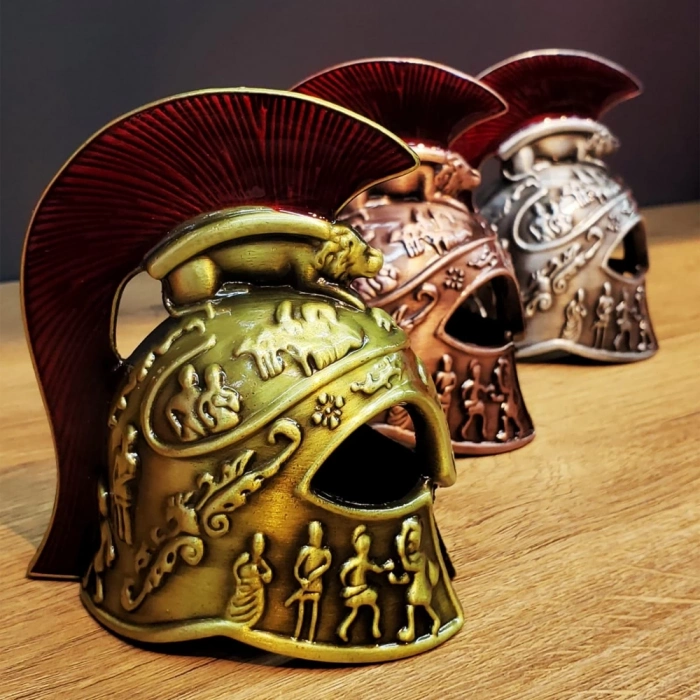 ÇOK SATAN Metal Dekoratif Şövalye Miğferi