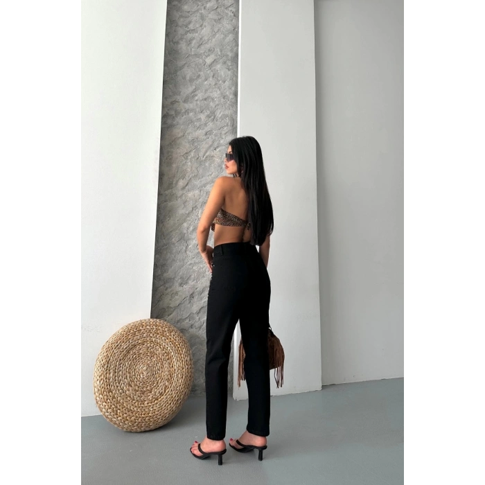 ÇOK SATAN Mom fit enzim taş yıkama jeans pantolon siyah d2006