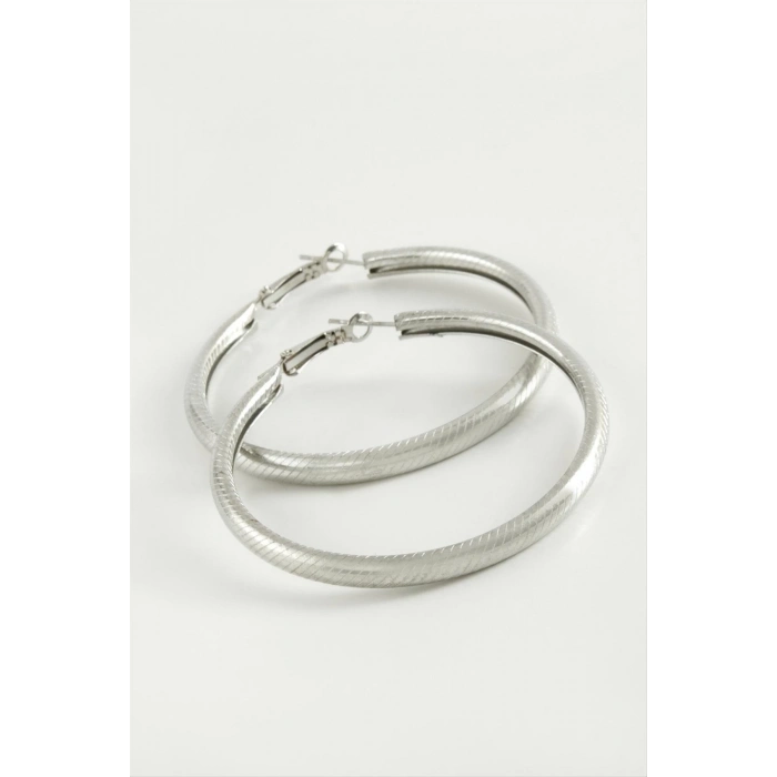 ÇOK SATAN Noktalı Boru Halka Küpe 4,5 cm