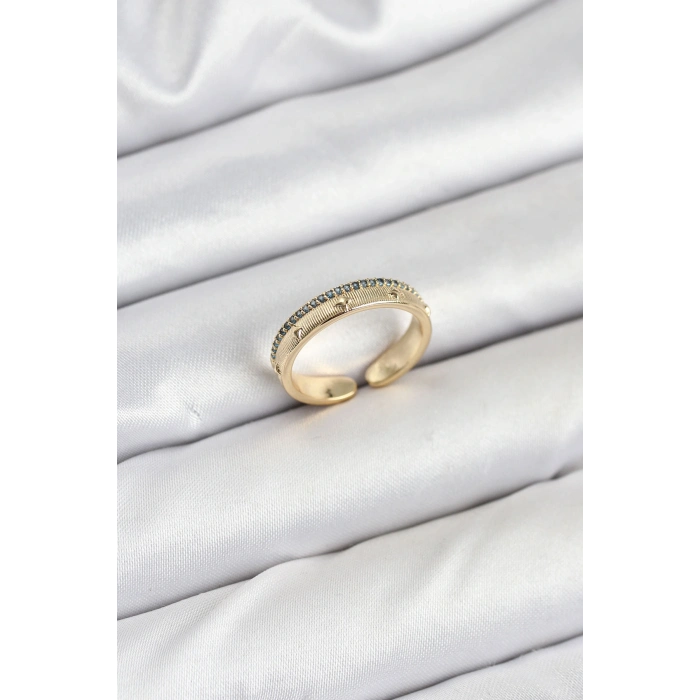 Pirinç Gold Renk Sıralı Zirkon Taşlı Kutup Yıldızı Model Kadın Yüzük