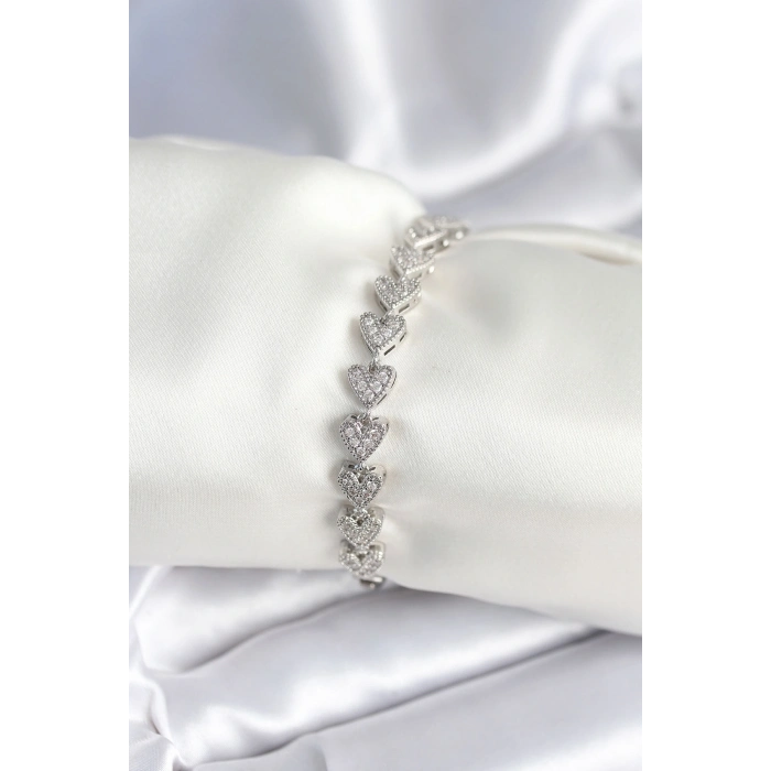 ÇOK SATAN Pirinç Gümüş Renk Kalp Model Kadın Bileklik