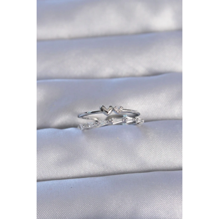 ÇOK SATAN Pirinç Gümüş Renk Zirkon Taşlı Kalpli 2li Görünüm Ayarlanabilir Yüzük