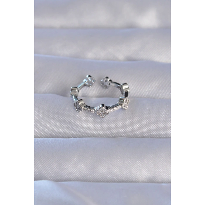 ÇOK SATAN Pirinç Gümüş Renk Zirkon Taşlı Yonca Model Ayarlanabilir Yüzük