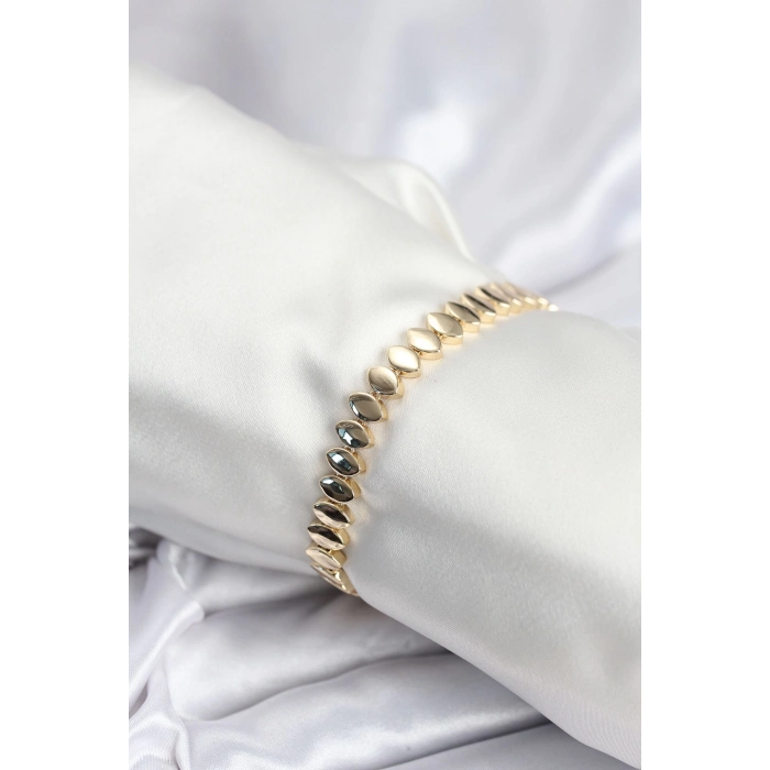 ÇOK SATAN Pirinç VIP Seri Gold Renk Sıralı Arpa Model Kadın Bileklik