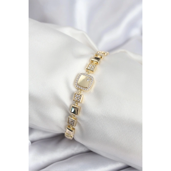 ÇOK SATAN Pirinç VIP Seri Gold Renk Zirkon Taşlı Model Kadın Bileklik
