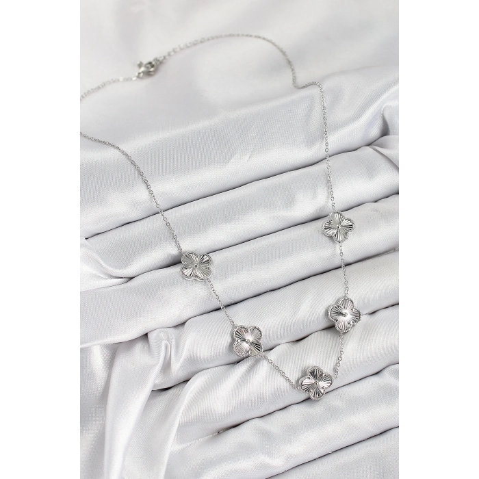 ÇOK SATAN Pirinç VIP Yonca Model Gümüş Renk Kadın Kolye