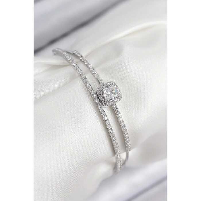 ÇOK SATAN Pirinç Zirkon Taşlı Baget Model Gümüş Renk Kadın Bileklik