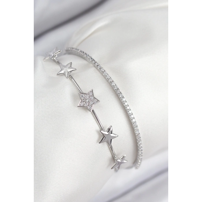 ÇOK SATAN Pirinç Zirkon Taşlı Yıldız Model Gümüş Renk Kadın Bileklik