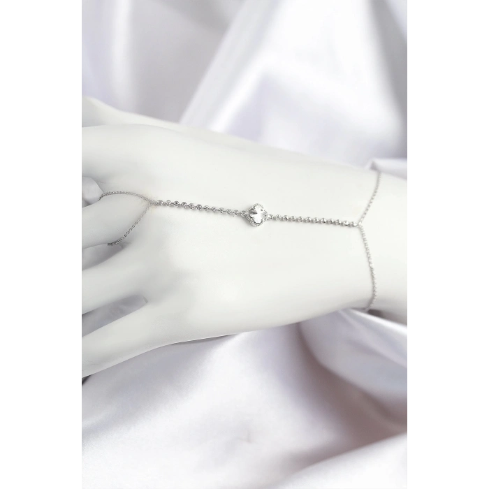 ÇOK SATAN Pirinç Zirkon Taşlı Yonca Model Gümüş Renk Şahmeran