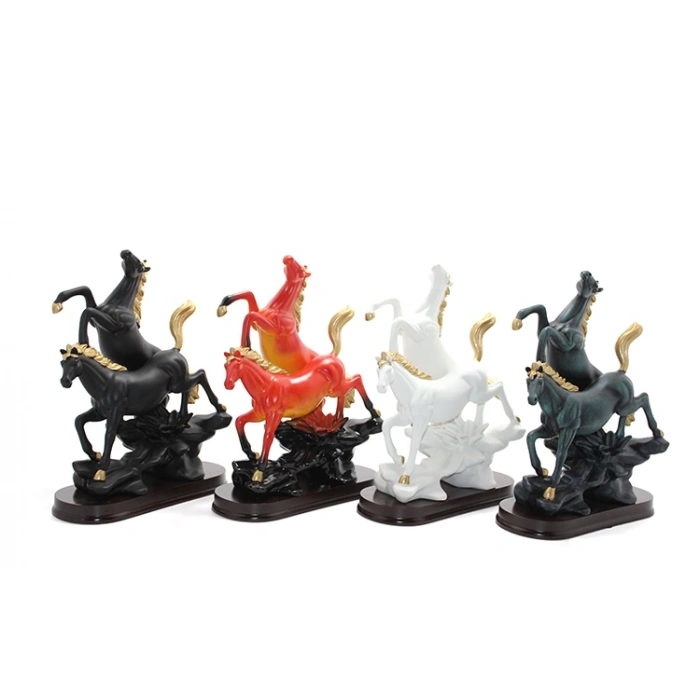 ÇOK SATAN Polyester 2li Şahlanmış At Figürü
