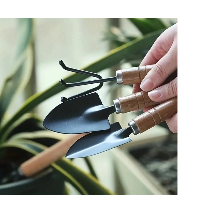 ÇOK SATAN Portatif Kazma Kürek Tırmık Seti